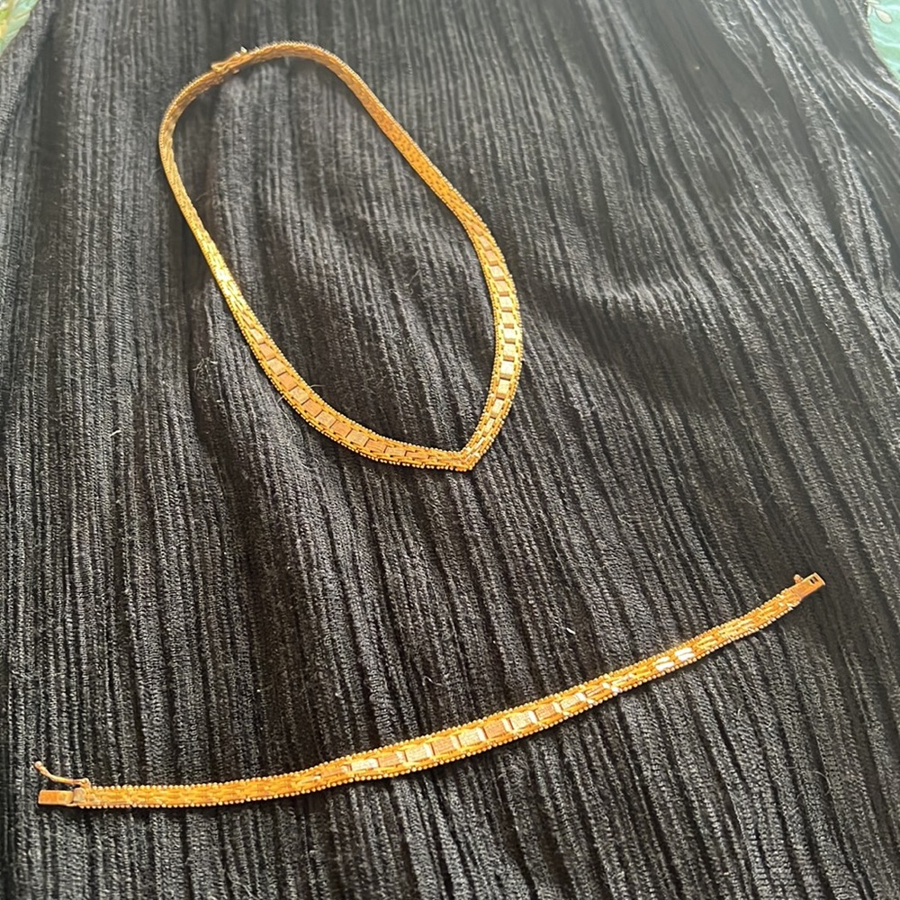 Rare vintage Italian sterling silver necklace and bracelet set.